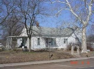 123 N Sumner St, Beatrice, NE 68310