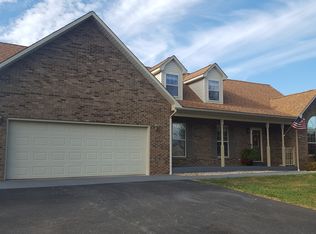 421 Schlaefer Way, Rineyville, KY 40162