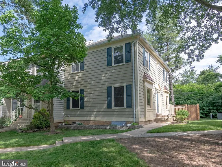 6120 Old Brentford Ct — Photo 6