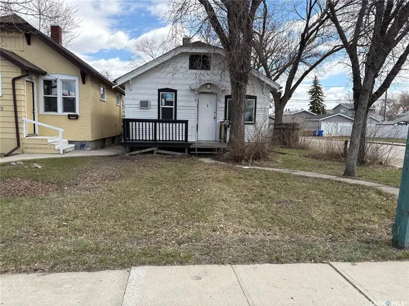 2081 Reynolds STREET, Regina, SK S4N 3M9