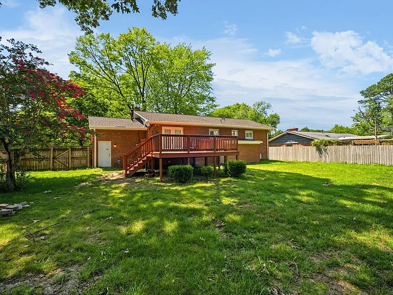 412 Nicewood Dr — Photo 30