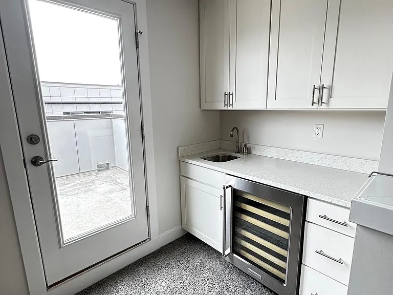 443 Nottoway Walk — Photo 22
