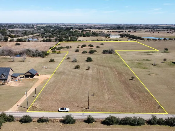 8412 Hillboldt Rd, Cat Spring, TX 78933