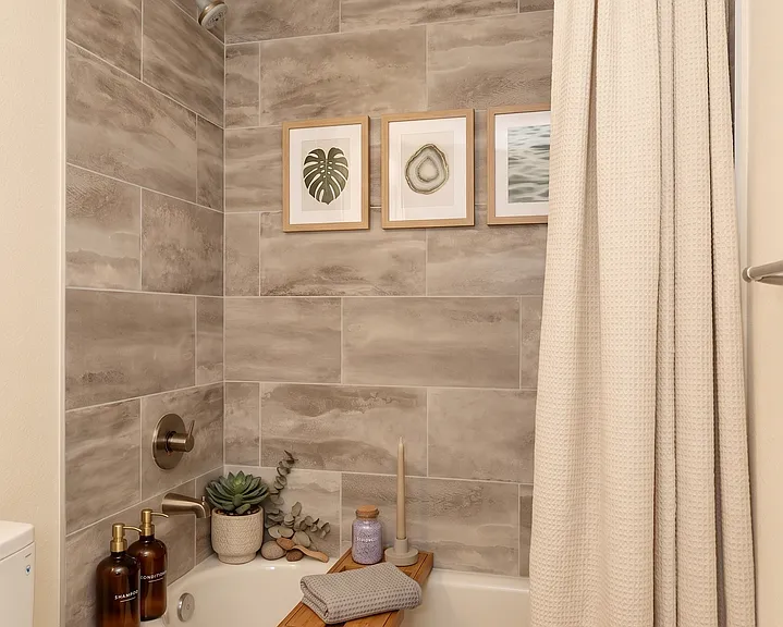 Ballard Seattle 2-Bedroom Apartment for Rent | Private Entrance, In-Unit Washer/Dryer, Smart Home... — Photo 7