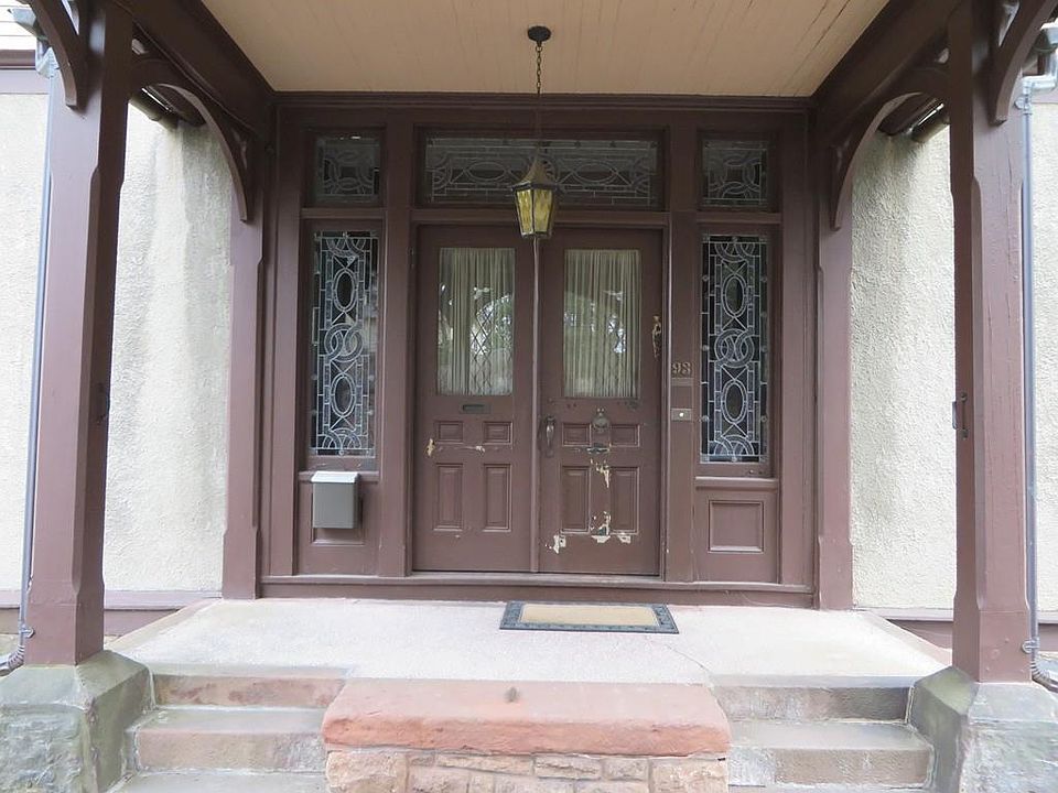 93 Highland Ave, Greenfield, MA 01301 Zillow