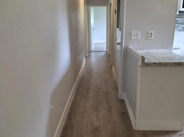 215 S Florida Avenue, Avon Park, FL 33825