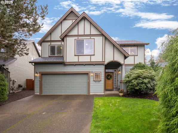 121 N Burl St, Newberg, OR 97132