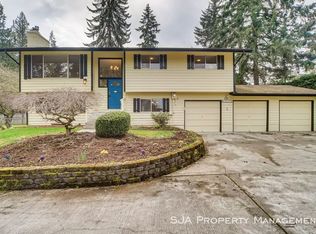 3219 180th Ave NE, Redmond, WA 98052