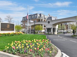 5000 Royal Court #5114, North Hills, NY 11040