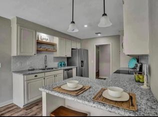 1108 Martin Dr, Brandon, MS 39047