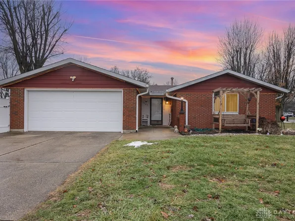 5209 Keturah Dr, Fairborn, OH 45324