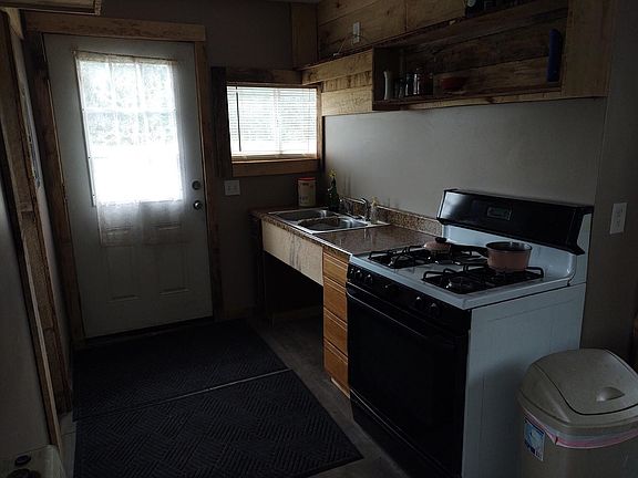 3rd image of 23495 County Road 451