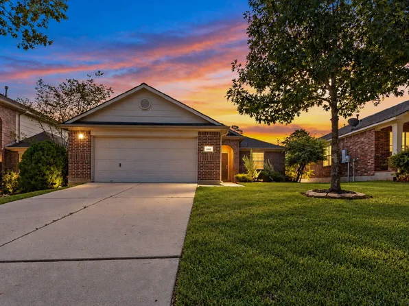 4908 Summer Rain Dr, Conroe, TX 77303