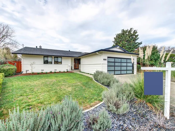 2407 Norton Street, Napa, CA 94558