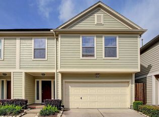 6910 Woodridge Row Dr, Houston, TX 77087