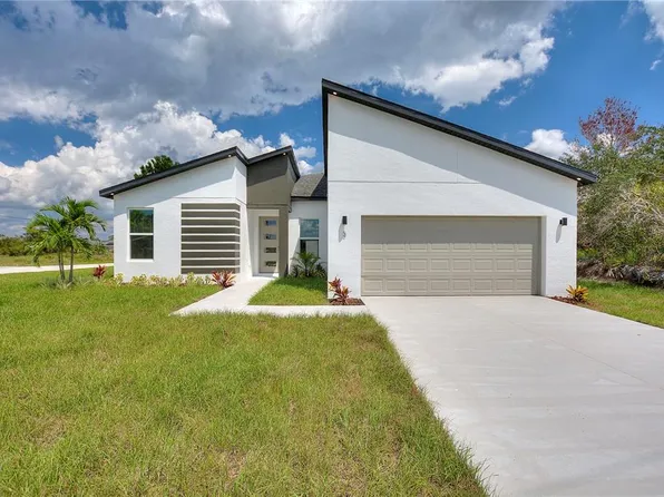 3 Magnolia Blossom Ln, Poinciana, FL 34759