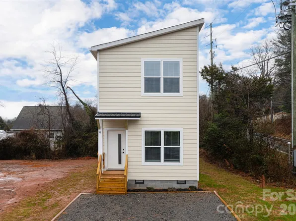 4 Wyndom Ln, Asheville, NC 28805