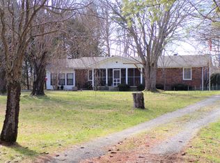 450 Ponder Rd, Smithville, TN 37166
