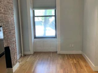 264 W 22nd St APT 2A, New York, NY 10011