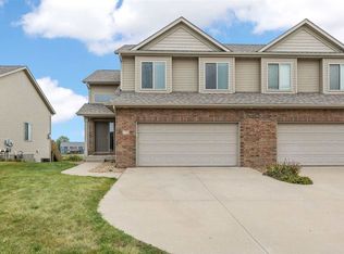 170 S Park Ridge Rd, North Liberty, IA 52317