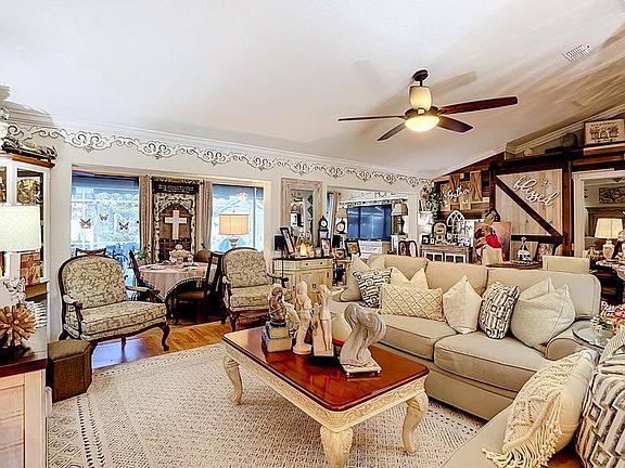 3rd image of 3279 COUNTRYSIDE VIEW DRIVE