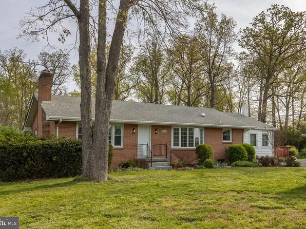 2243 Brucetown Rd, Clear Brook, VA 22624