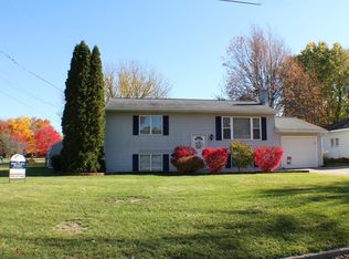216 E Grand Ave, Mount Pleasant, MI 48858