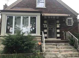 7132 S Troy St, Chicago, IL 60629