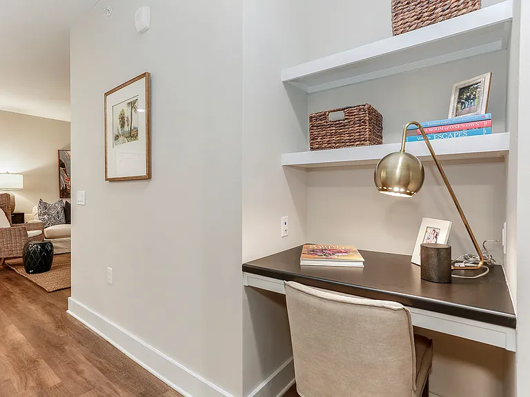 Annandale Apartment Homes — Photo 14