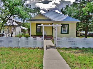 348 E 6th St, Cimarron, NM 87714