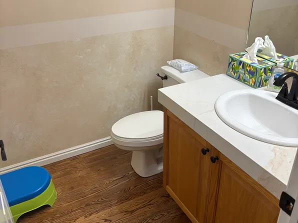 5171 S Saddleback Dr, Holladay, UT 84117