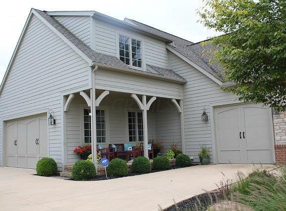 5th image of 142 Stone Valley Dr SW