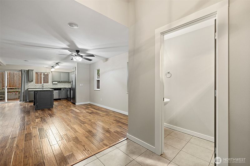 3rd image of 24114 SE 281st Street