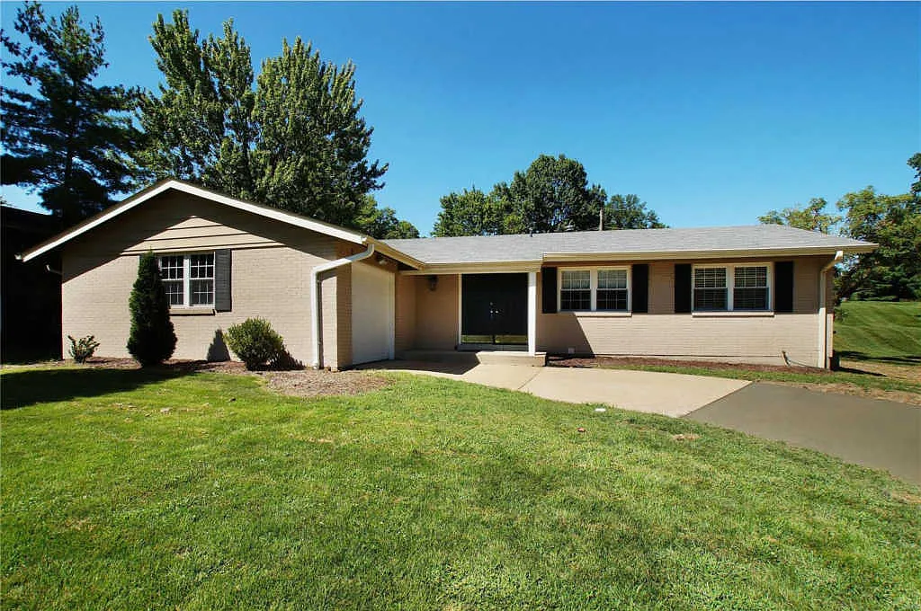 1403 Mautenne Dr photo 1