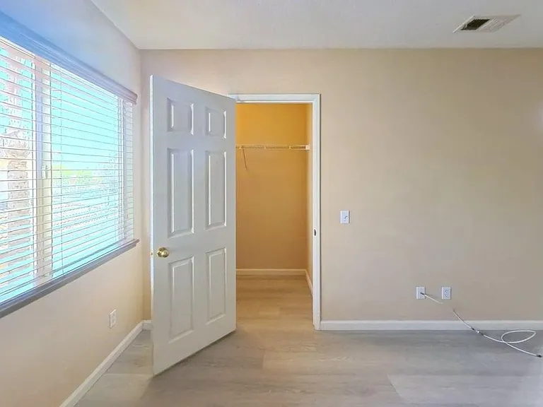 37978 Spur Dr — Photo 19