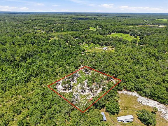 4th image of 6900 NE 195th St Lot 18