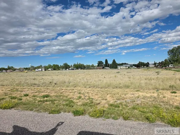 Lots 8 15 Idaho St, Dubois, ID 83423