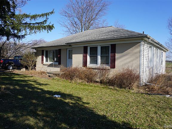 2nd image of 4145 Janes Rd