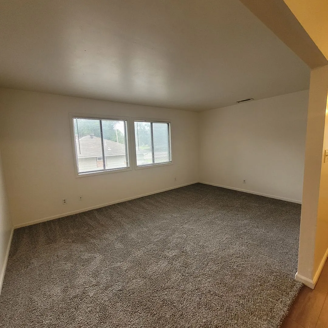 Westview Apartments — Photo 3