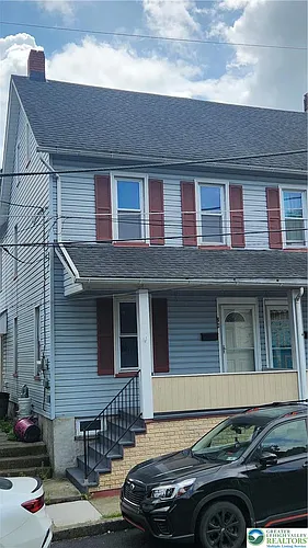 28 E Walnut St Photo 1