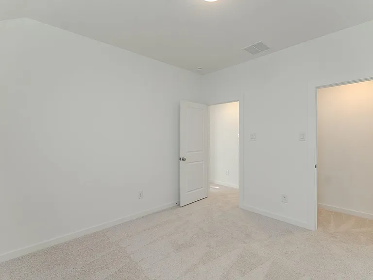 7342 Lake Arrowhead Ln — Photo 25