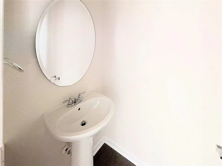 2542 Sunnybranch Ln — Photo 11