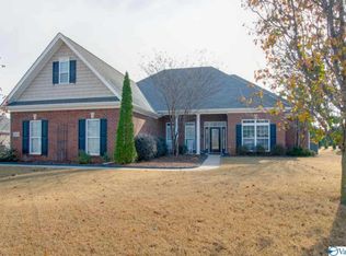 4702 Autumn Dusk Dr SE, Owens Cross Roads, AL 35763