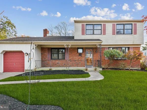 258 Ireland Ter, Williamstown, NJ 08094