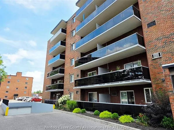 3905 Riverside Dr E #311, Windsor, ON N8Y 1B3