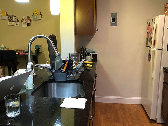 2nd image of 4507 Avondale St