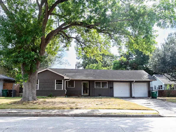 4825 Hummingbird St, Houston, TX 77035
