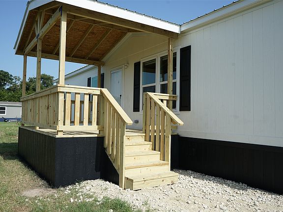 3rd image of 2618 County Road 199