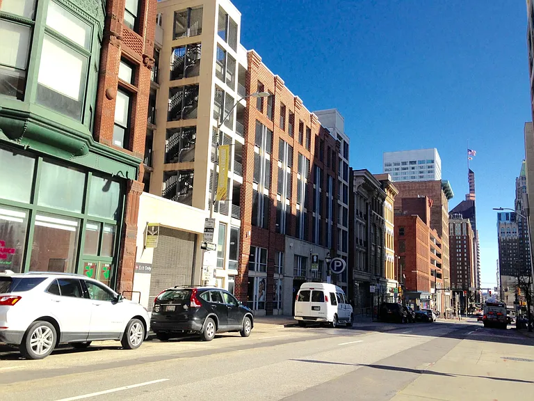 311 W Baltimore St #5 — Photo 33