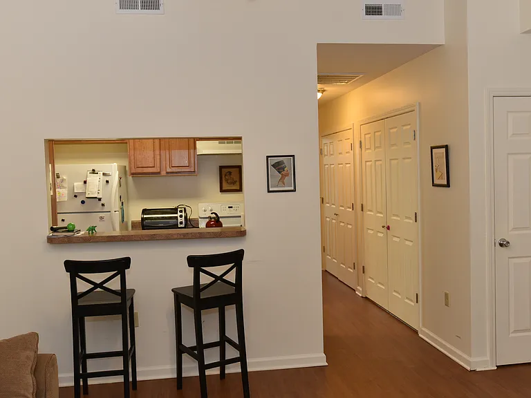 320 S Dunn — Photo 32